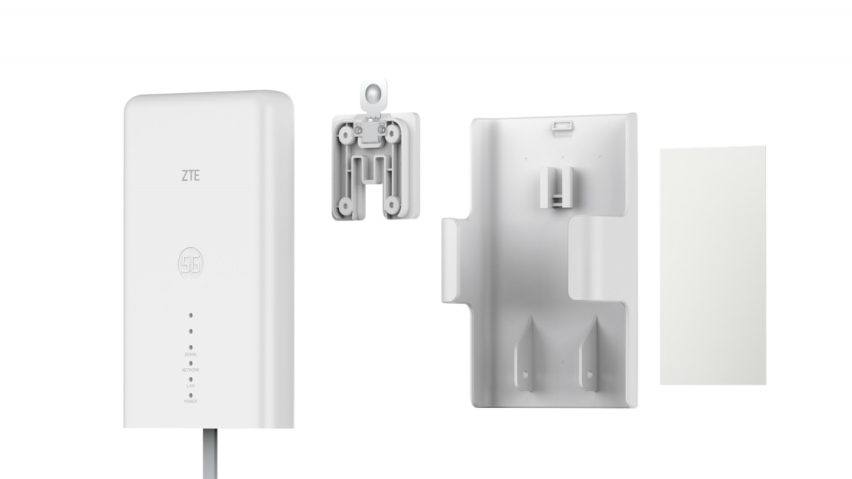 Router MC889 ODU 5G + zestaw do montażu na szybie Gecko Window Type